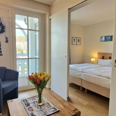 Apartment 600, Seepark