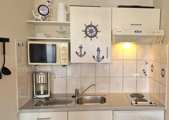 600, Seepark Apartment *